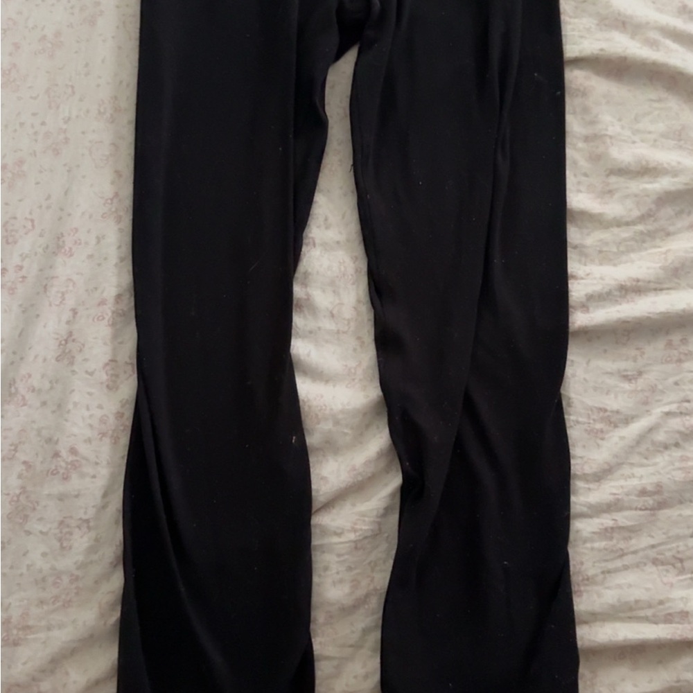 Black lululemon leggings size 4